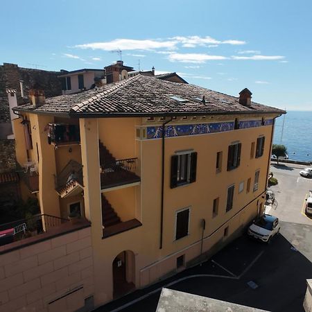 Appartamento Panorama Toscolano Maderno Luaran gambar